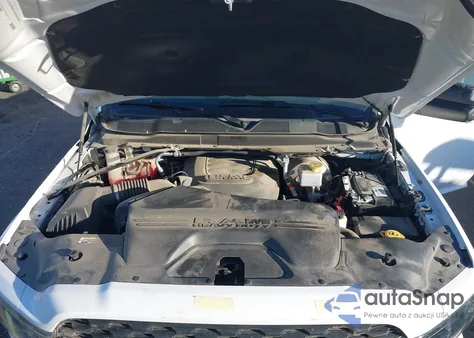 2022 Ram 2500 Big Horn 4X4 6'4 Box from USA, damaged, VIN 3C6UR5DJ3NG127780